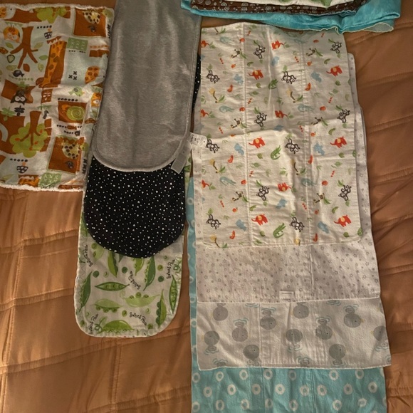 Baby burp cloths lot for a newborn baby - Picture 5 of 5